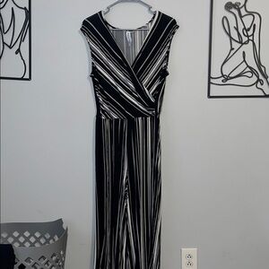Emma & Michele Black and White Patterned Jumpsuit